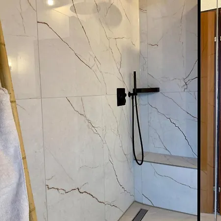 Апартаменты Moderne Business-wohnung Mit Naehe Messe & Flughafen *