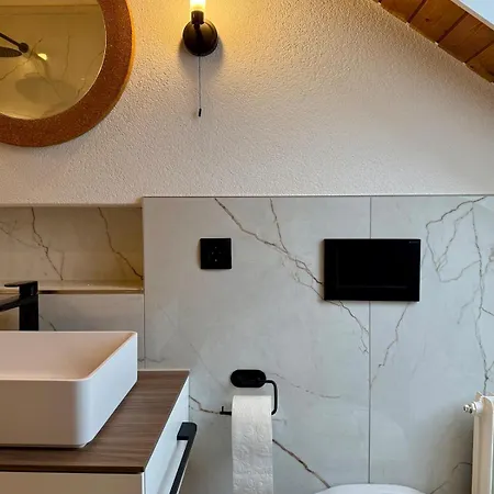 Moderne Business-wohnung Mit Naehe Messe & Flughafen Апартаменты *