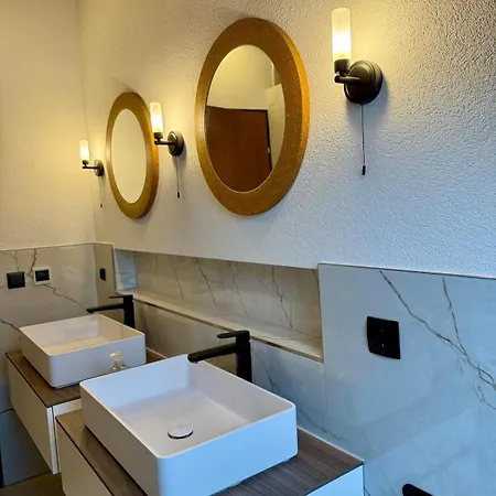 Moderne Business-wohnung Mit Naehe Messe & Flughafen Appartement