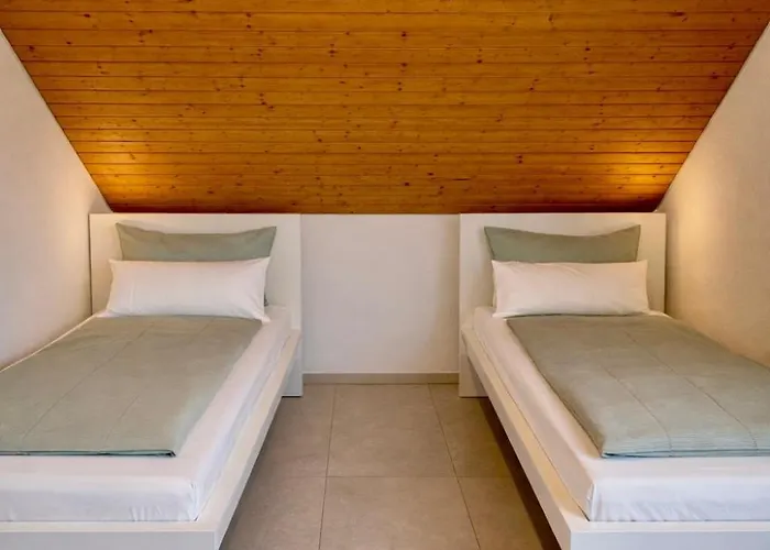 شقة Moderne Business-wohnung Mit Naehe Messe & Flughafen